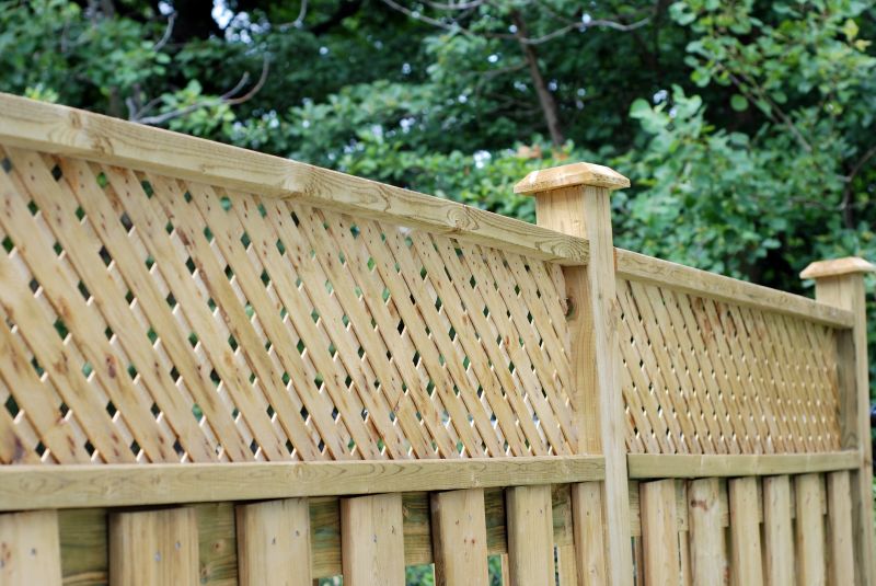 Privacy Fence Construction in Rockford, IL